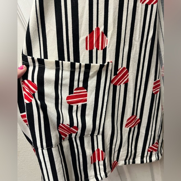 Soft knit hearts& stripes sweater xl GUC - Picture 2 of 7